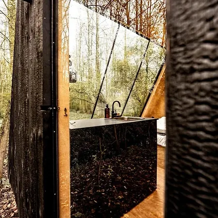 Les Frenelles, A L'oree De La Foret *