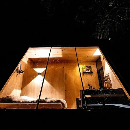 Les Frenelles, A L'oree De La Foret